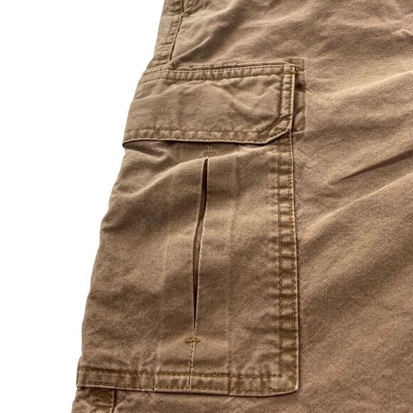 LL Bean Mens Sz 46 Khaki Relaxed Outdoor Hiking Utility Work Cargo Shorts OGSX9 - Picture 2 of 4